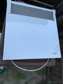 Predám skrinku, digestor, radiátor, svetlo - 6