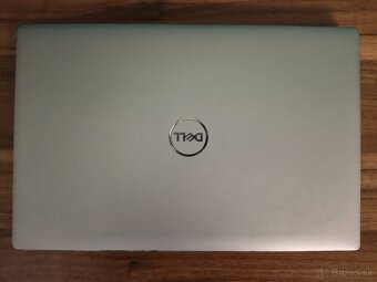 Dell Latitude 5520 | i5 • 16GB • 512GB SSD - 6