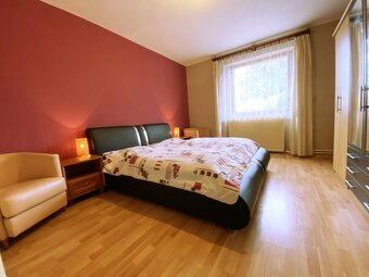 7 izbový rodinný dom s garážou,pozemok 730 m2 v obci Slatina - 6