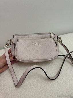 Kabelky Guess - 6
