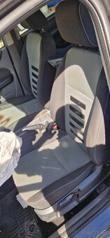 Ford Focus FL 1,6i 74kw kód motora: SHDC - 6
