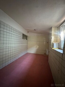 Na predaj tehlová budova na podnikanie v Gelnici - 6