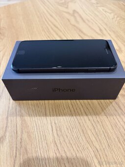 iPhone 8 64GB - 6