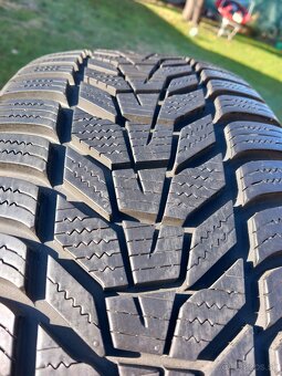 205/55 r19 zimne pneumatiky - 6