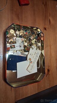 Staré kovové odznaky - 6