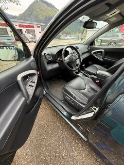 Toyota RAV4 D-CAT 2.2 180ps - 6