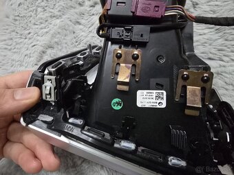 Dekór palubnej dosky s RGB osvetlením – BMW G20 / G21 - 6