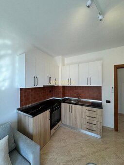 Jednoizbový investičný apartmán s lodžiou, 40 m2, Albánsko - 6