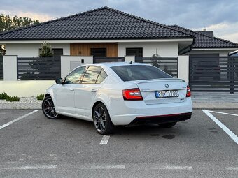 Škoda Octavia RS 2019 benzín dsg - 6