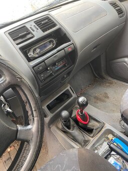 Nissan terrano 2 2.7 - 6