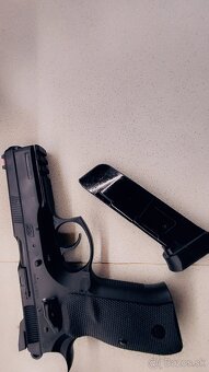 PISTOLE  CAL.6 MM. BB GULICKY - 6