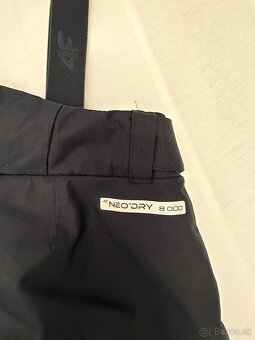 Predám lyžiarsku bundu a nahovice 4F veľkosť 158,164 - 6