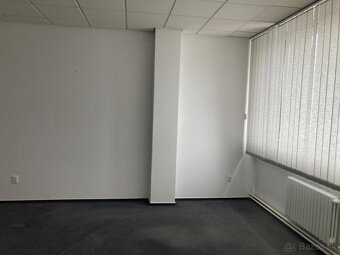 Centrum Čadce budova Sporiteľne - 6