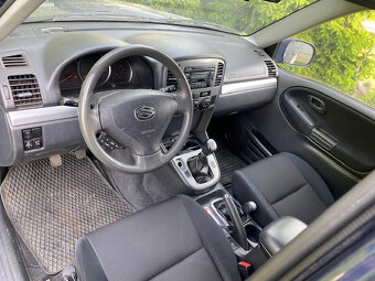 Suzuki Grand Vitara 4x4 - 6