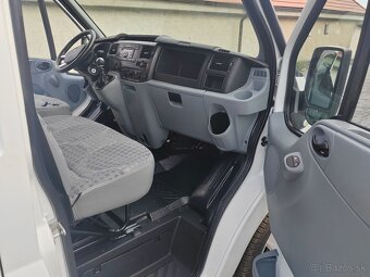 Ford Transit 3 miestne - 6