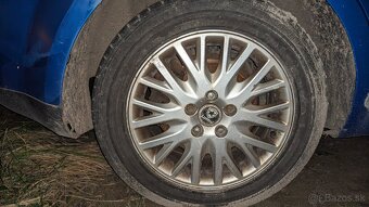 Ford Focus 2.0 100KW TDCI - havarovany, utrhnute 1 koleso - 6