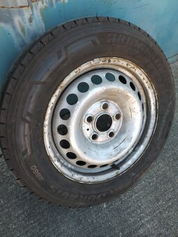 205/65/16c vw - 6