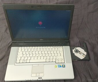 Predám Fujitsu Lifebook E780 - 6