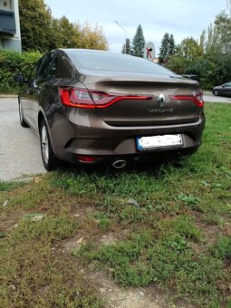 Renault Megane Grand Coupe TCe 115 GPF (85kW), benzín - 6