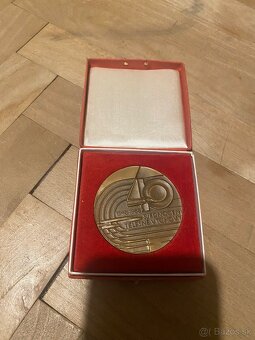 staré medaile - 6