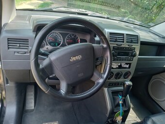 Jeep Compass Rezervované 1400€ - 6