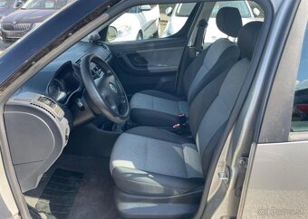 Škoda Roomster 1.4 16V benzín manuál 63 kw - 6