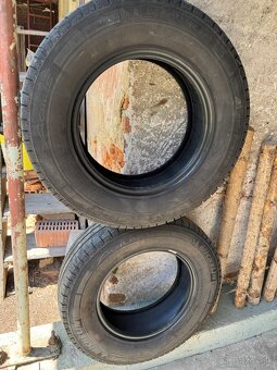 Michelin Agilis 215/75 R16C 116/114R - 6