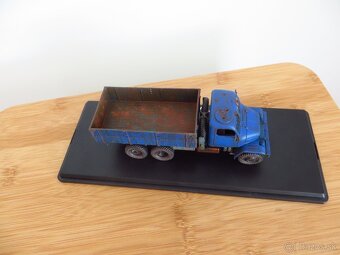 modely aut 1:43 - 6