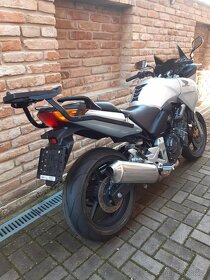 Motocykel Honda CBF 600 - 6