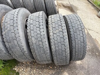 Pneu 215/75 r 17,5 - 6