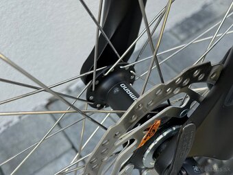 dámsky Specialized Pitch velkost M Nový 27.5 - 6