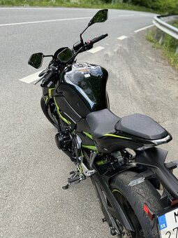 Kawasaki Z900 2022 9500km - 6