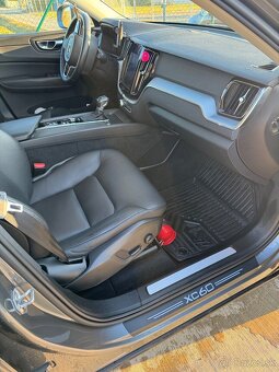 VOLVO XC60 D4 - 6