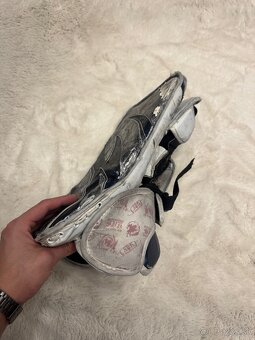 Brankárska lapačka a vyražačka - 6