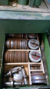 Strojoch na výrobu spoj. Kolikou (tipľov) - 6