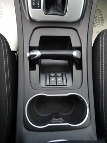Ford Galaxy 2,0TDCi 103 kW automat,7.míst,xenony,tažné 1,8t. - 6
