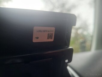 Autoradio Citroen c4 aircross, prestalo fungovať,platničky - 6