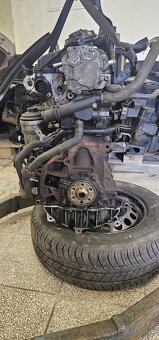 Holomotor 1.9 tdi 77kw Volkswagen koncern - 6