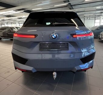 BMW iX xDrive40 - 6