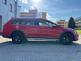 VW Golf Alltrack 2.0 TDI 4x4 - 6