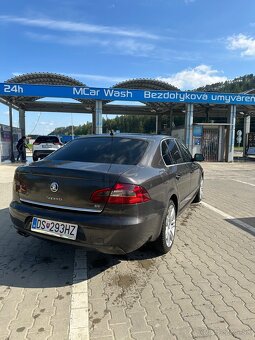 Predám škoda superb 2 2.0 TDi DSG 2008 - 6