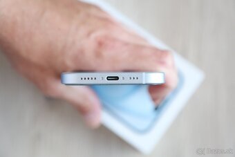 iPhone 15, TOP STAV - 6