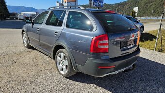 Škoda Octavia Combi 2.0 TDI 4x4 Scout - 6