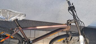 29 Bergamont Revox 7, 2x11 veľ. XL /od 178cm/,rockshox - 6