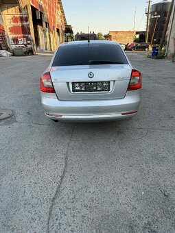 Rozpredám octavia 2 facelift 1.6 77kw - 6