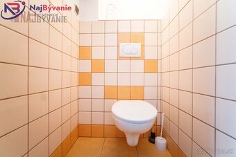 NÁMESTIE ANDREJA HLINKU - 120m2 dvojdom s 3 samostatnými vst - 6