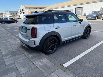 MINI COUNTRYMAN HYBRID ALL4 - 6