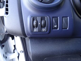 Opel Vivaro 1,6 dCi 92 kW L2H1,6míst,1x maj. nyní po servisu - 6