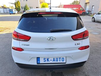 Hyundai i30 1.4i Comfort - 6