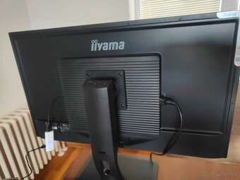 Monitor iiyama 32' - Pivot - 6